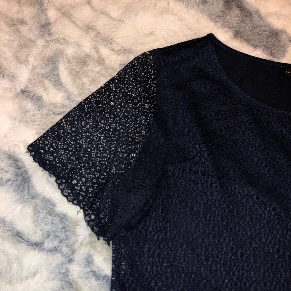 Lace shirt - Picture 3 of 6